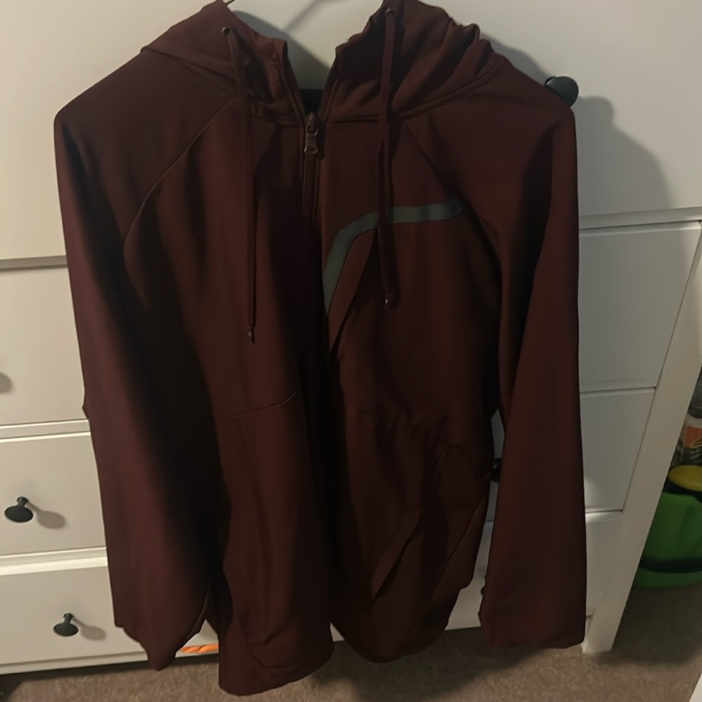 Burgundy under armour rain wind jacket